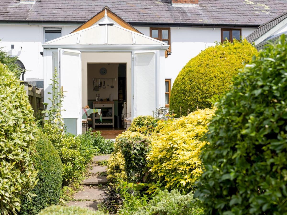 Pass The Keys Cosy Cottage With Views Over The Shropshire Hills لودلو المظهر الخارجي الصورة