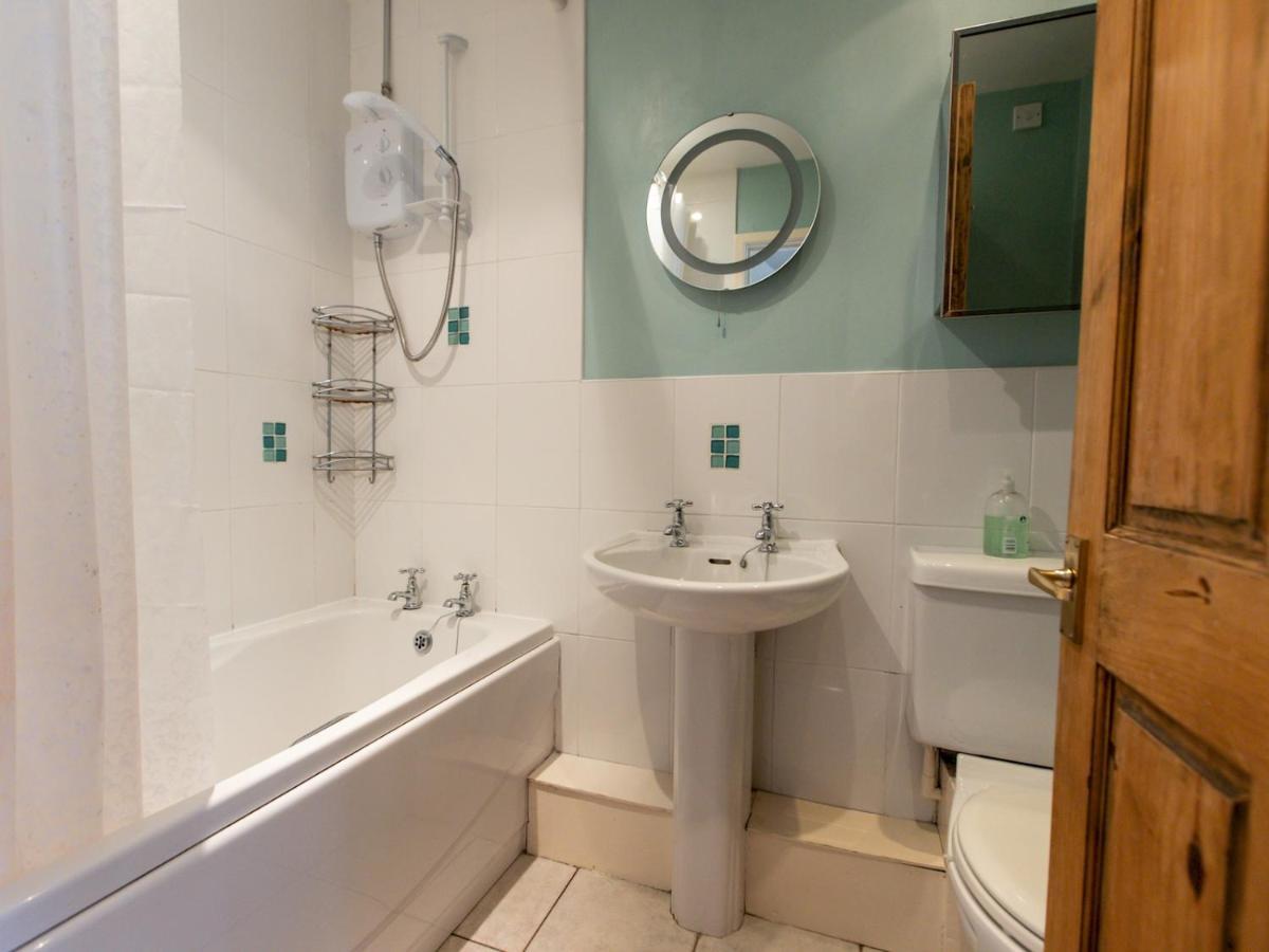 Pass The Keys Cosy Cottage With Views Over The Shropshire Hills لودلو المظهر الخارجي الصورة