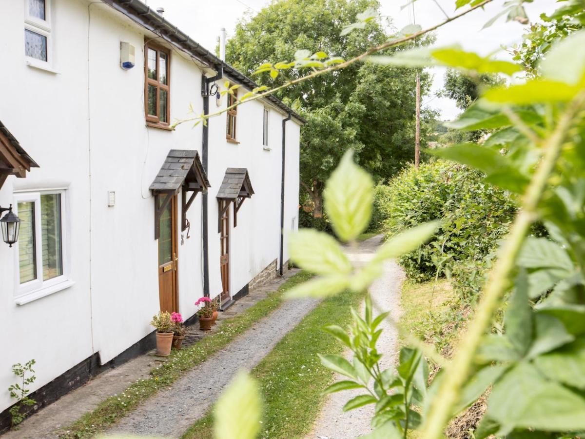 Pass The Keys Cosy Cottage With Views Over The Shropshire Hills لودلو المظهر الخارجي الصورة