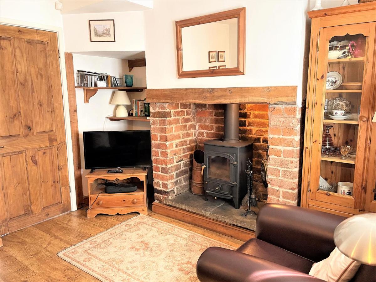 Pass The Keys Cosy Cottage With Views Over The Shropshire Hills لودلو المظهر الخارجي الصورة