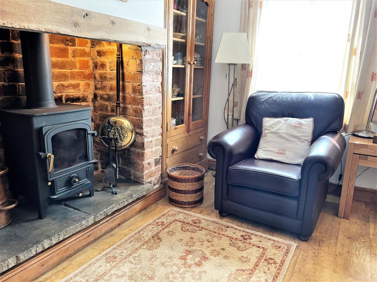 Pass The Keys Cosy Cottage With Views Over The Shropshire Hills لودلو المظهر الخارجي الصورة